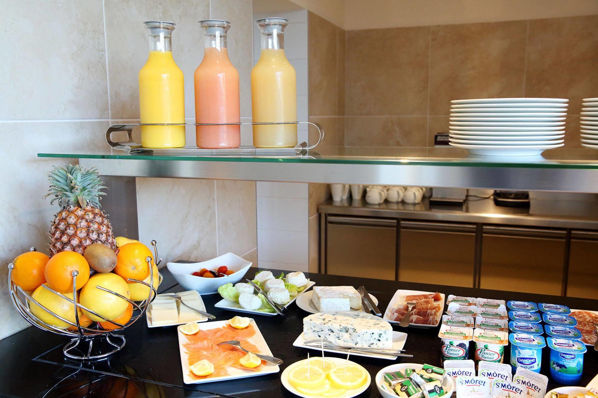 เลอ ฌา เดอ กอร์ด Hotel ภายนอก รูปภาพ